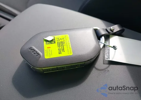 2025 Kia K4 Lxs из США, поврежденный, VIN 3KPFT4DE8SE139348